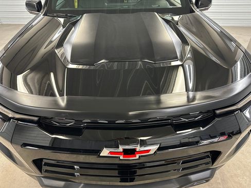 Certified 2024 Chevrolet Colorado ZR2 w/ ZR2 Convenience Package III image 40