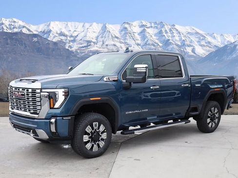 New 2026 GMC Sierra 3500 Denali w/ Technology Package image 2