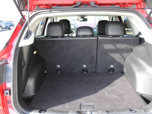 Used 2018 Jeep Compass Limited image 26