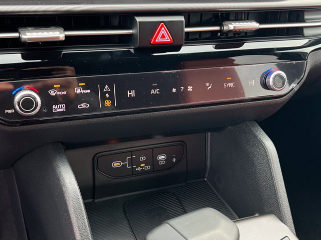 New 2026 Kia Sportage SX AWD/4WD image 21