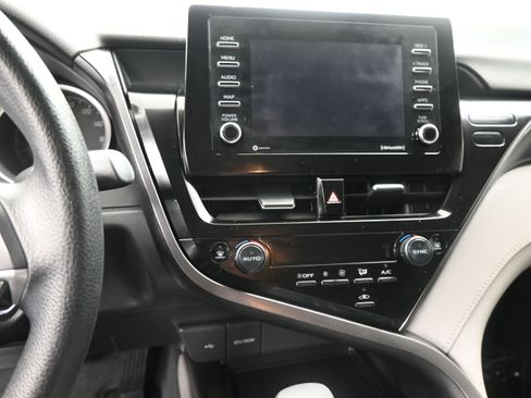 Used 2023 Toyota Camry LE FWD image 15
