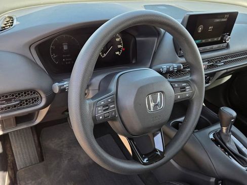 Used 2025 Honda HR-V LX image 9
