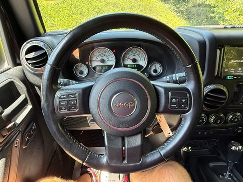 Used 2017 Jeep Wrangler Unlimited Sport w/ Quick Order Package 24S AWD/4WD image 19