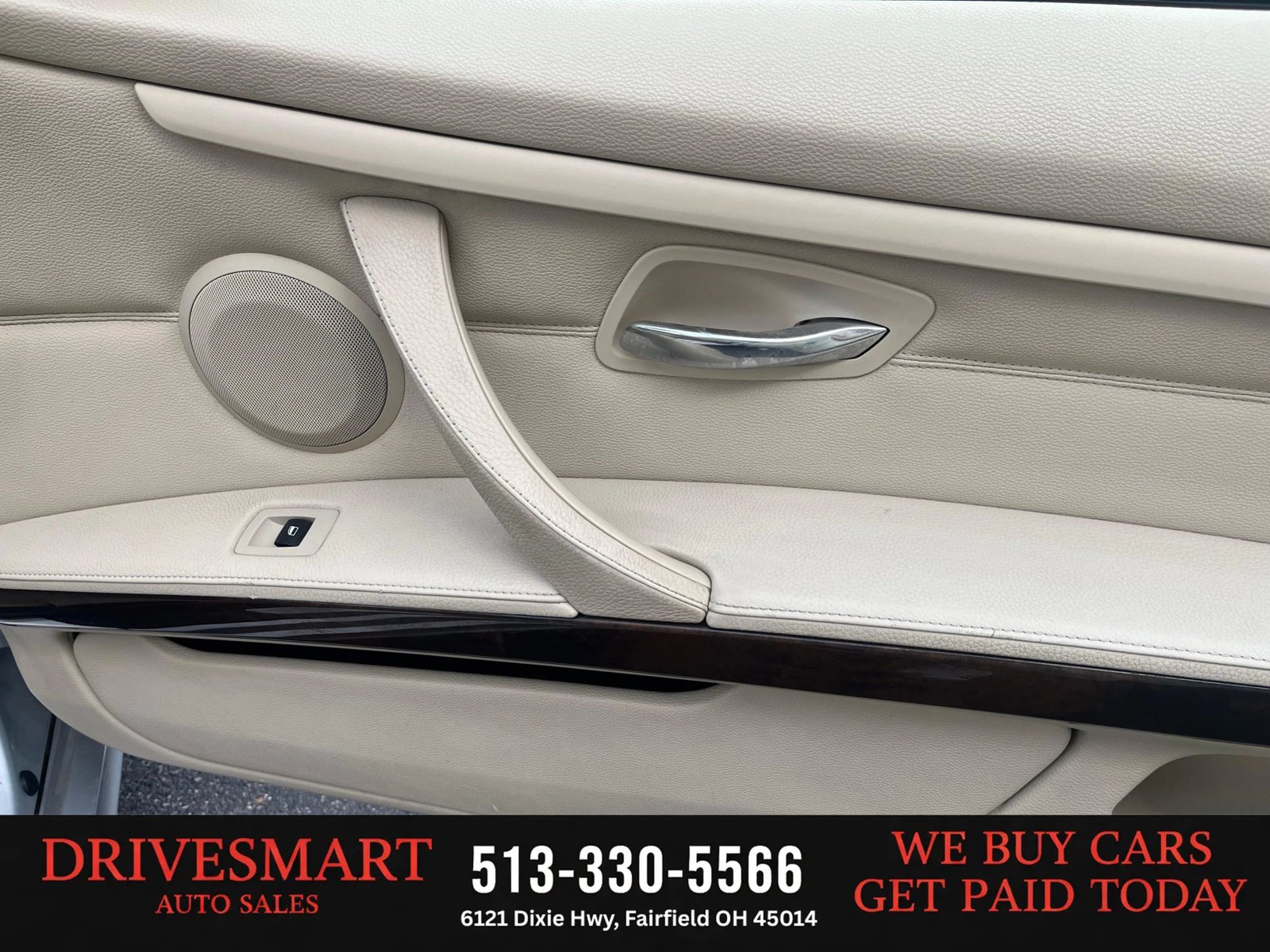 Used 2013 BMW 328i Convertible w/ M Sport Pkg RWD image 44