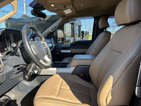 Used 2022 Ford F350 Lariat w/ Lariat Value Package image 12