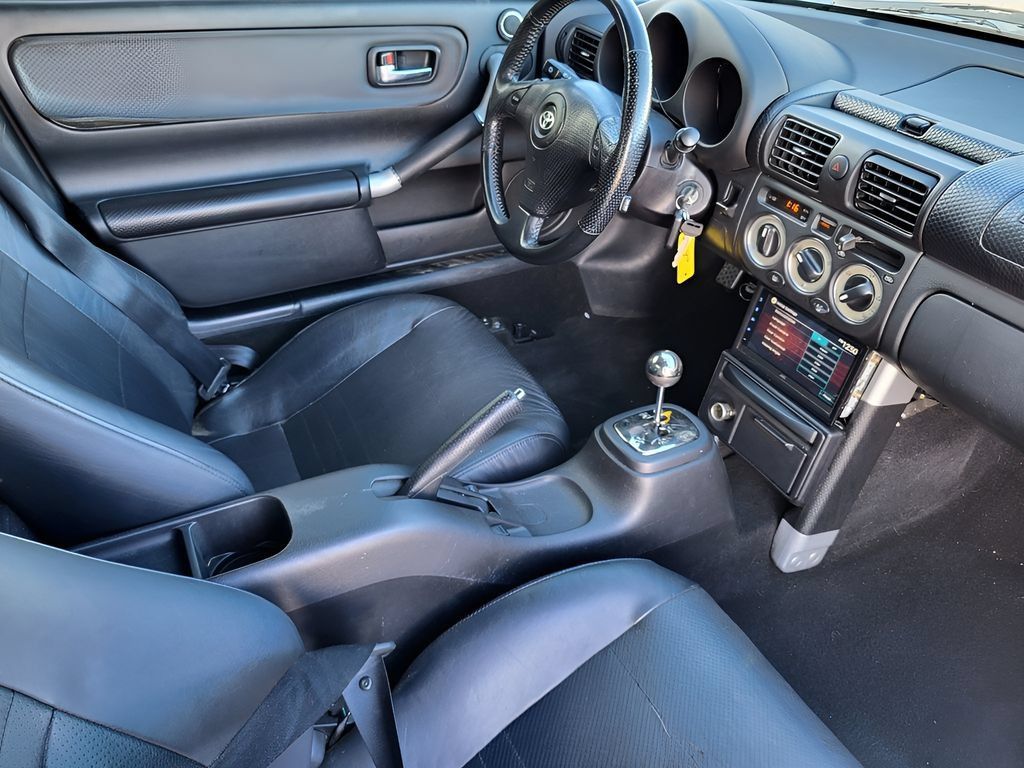 Used 2005 Toyota MR2 RWD image 20