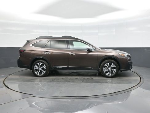 Used 2021 Subaru Outback Touring XT image 8