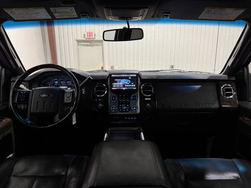 Used 2014 Ford F250 Platinum w/ FX4 Off-Road Package AWD/4WD image 19