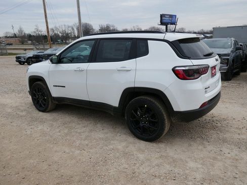 New 2026 Jeep Compass Latitude AWD/4WD image 6
