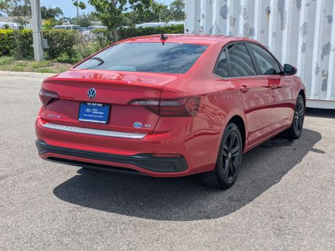 Used 2023 Volkswagen Jetta SE FWD image 5