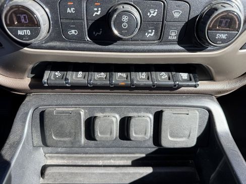 Used 2019 GMC Sierra 2500 Denali w/ Duramax Plus Package image 23