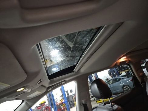 Used 2019 Nissan Pathfinder SL image 26