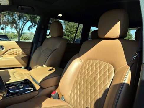 Certified 2024 INFINITI QX80 Sensory w/ Cargo Package image 11