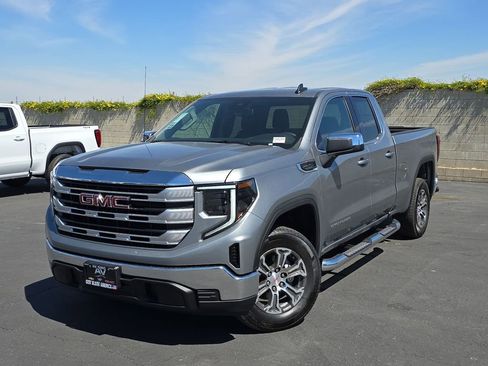 New 2026 GMC Sierra 1500 SLE image 10
