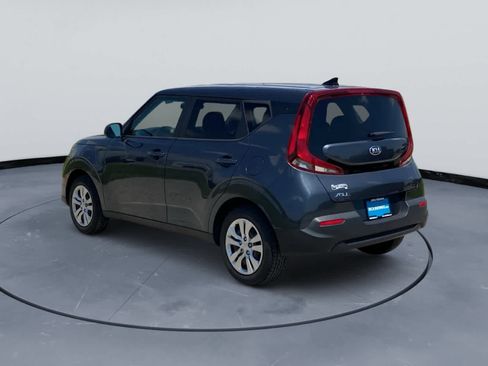 Used 2021 Kia Soul LX FWD image 8