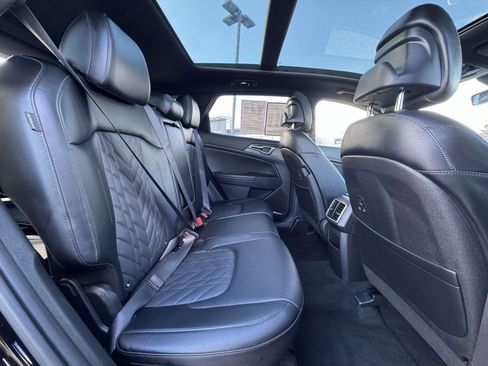 Used 2024 Kia Sportage X-Line w/ X-Line Premium Package image 11