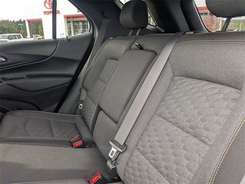 Used 2021 Chevrolet Equinox LT image 27