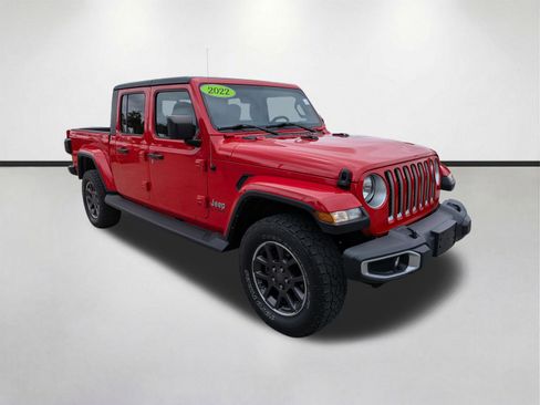 Used 2022 Jeep Gladiator Overland w/ Cold Weather Group AWD/4WD image 2