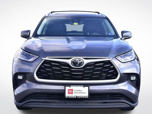 Certified 2021 Toyota Highlander XLE image 7