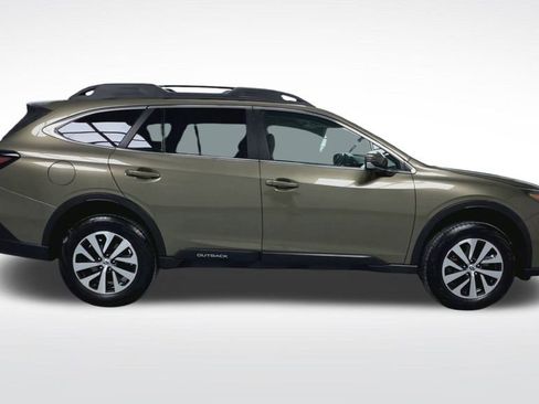 Used 2021 Subaru Outback Premium image 23