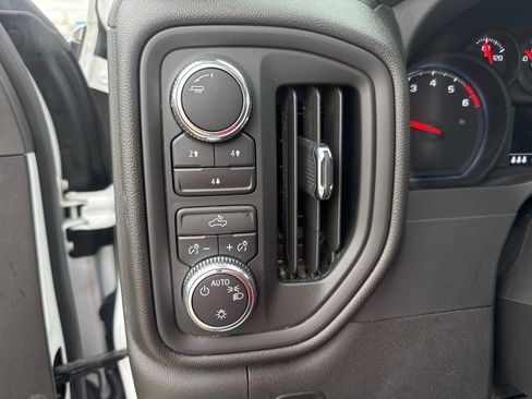 Used 2024 GMC Sierra 2500 Pro w/ Convenience Package image 35