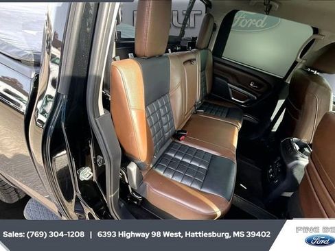 Used 2019 Nissan Titan Platinum Reserve w/ Platinum Utility Package image 15