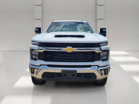 Used 2025 Chevrolet Silverado 2500 LT w/ Safety Package AWD/4WD image 2
