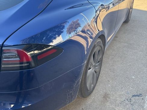 Used 2023 Tesla Model S Base image 17