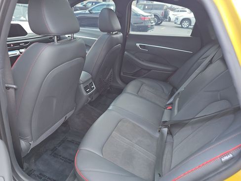 Used 2020 Hyundai Sonata SEL Plus w/ Tech Package FWD image 4