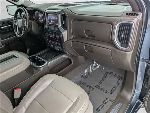 Used 2019 Chevrolet Silverado 1500 LTZ w/ Technology Package AWD/4WD image 19
