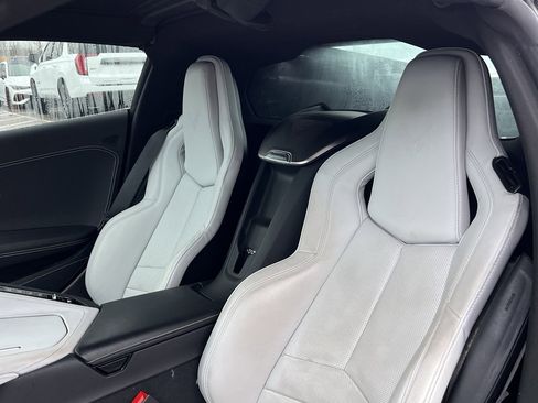 Used 2021 Chevrolet Corvette Stingray Preferred Cpe w/ Battery Protection Package image 10