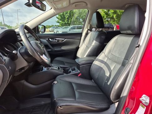 Used 2017 Nissan Rogue SL FWD image 20