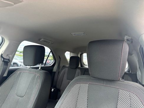 Used 2017 Chevrolet Equinox LT w/ Convenience Package AWD/4WD image 11