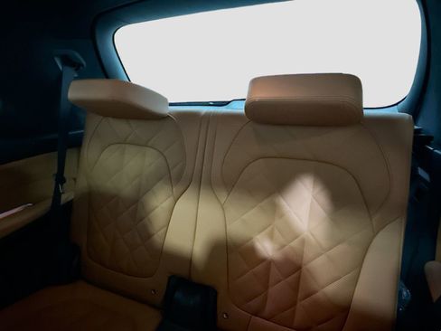 New 2026 BMW X7 xDrive40i w/ M Sport Package image 14