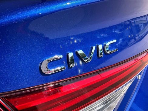 Certified 2023 Honda Civic Sport image 31