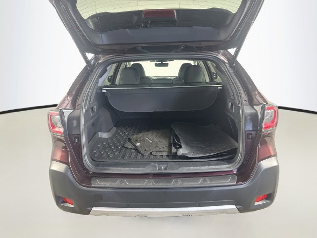 Used 2024 Subaru Outback Limited AWD/4WD image 34
