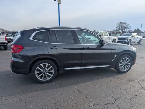 Used 2019 BMW X3 xDrive30i w/ Premium Package image 9