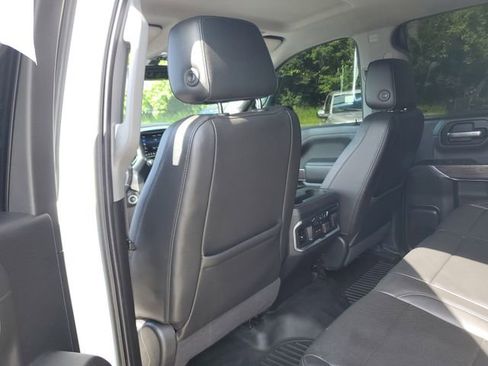 Used 2020 Chevrolet Silverado 1500 LTZ w/ LTZ Convenience Package AWD/4WD image 26