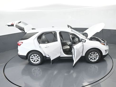 Used 2018 Chevrolet Equinox LS image 65