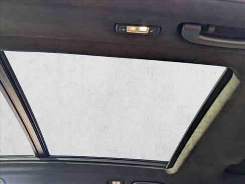 Certified 2023 BMW X7 xDrive40i w/ M Sport Package image 13