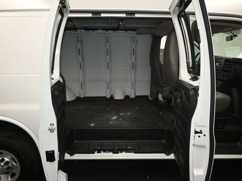 Used 2020 Chevrolet Express 2500 w/ Driver Convenience Package RWD image 13