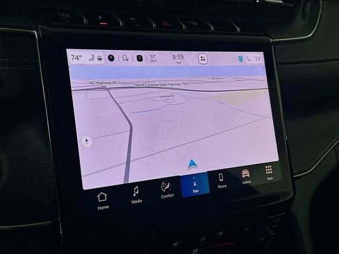 New 2025 Jeep Grand Cherokee Overland w/ Luxury Tech Group IV image 15