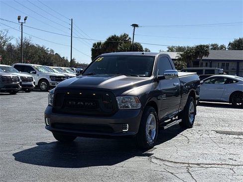 Used 2015 RAM 1500 Express image 2