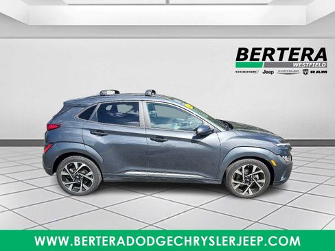 Used 2022 Hyundai Kona Limited image 7