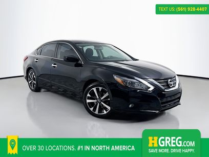 Used 2017 Nissan Altima 2.5 SR w/ LED Appearance Package