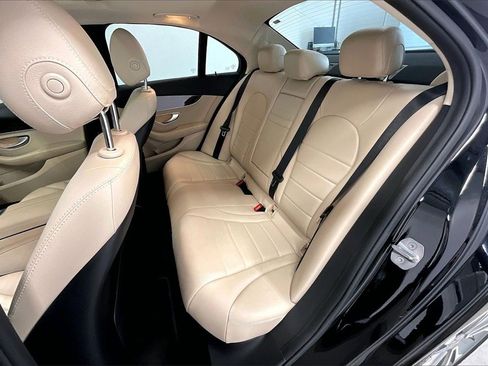 Used 2019 Mercedes-Benz C 300 Sedan image 20