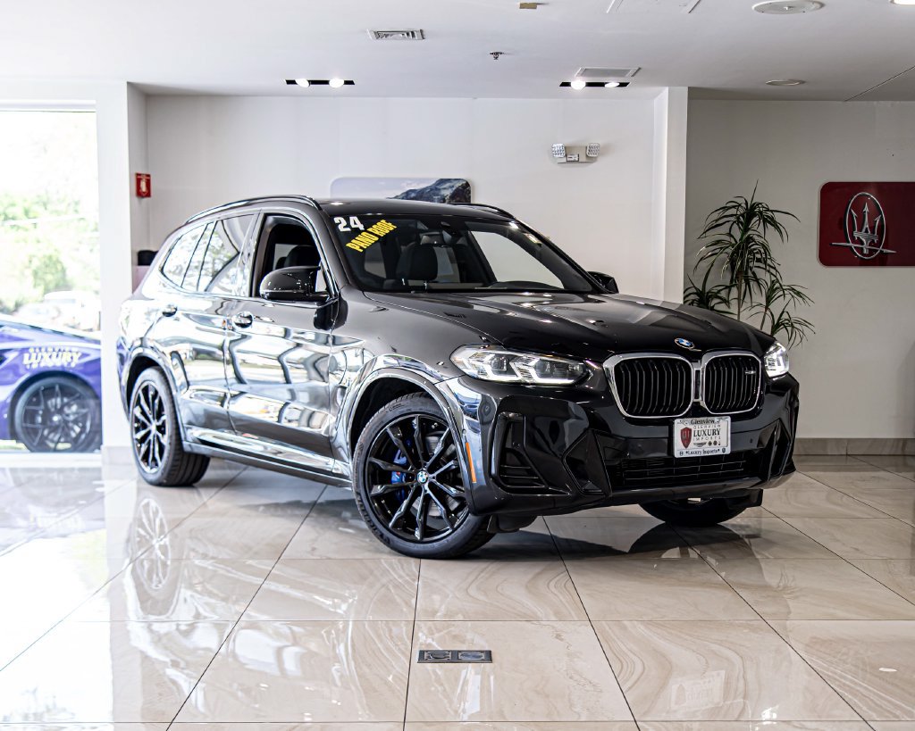 Used 2024 BMW X3 M40i w/ Parking Assistance Package AWD/4WD image 5