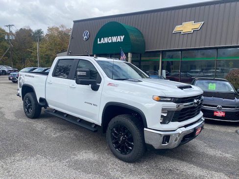 New 2026 Chevrolet Silverado 2500 LT image 1