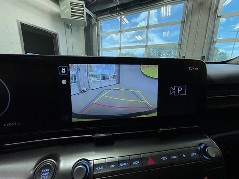 Used 2024 Hyundai Kona SEL w/ Convenience Package FWD image 20