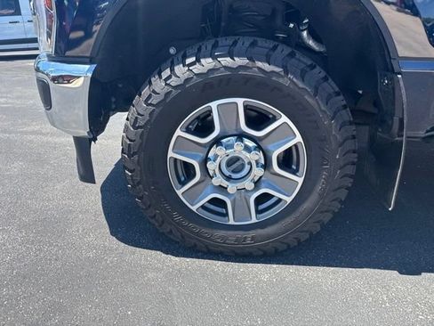 Used 2024 Ford F250 Lariat AWD/4WD image 8